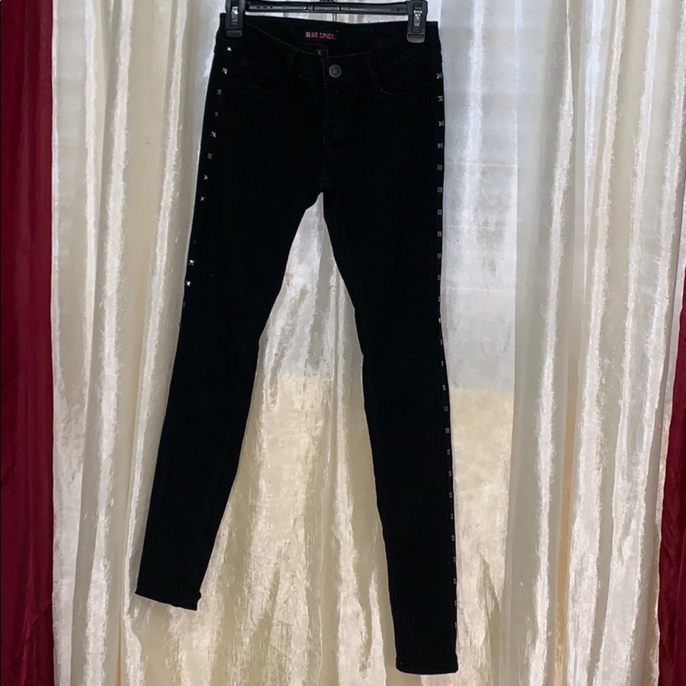 Black Jean / Mahón Negro